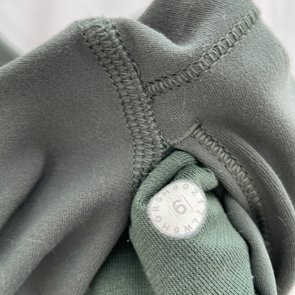 🍋 lululemon align capri leggings, olive green, size 6 (small) - Picture 16 of 16